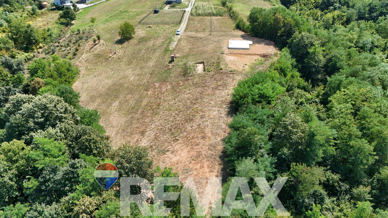 Placevi 1.418 i 1.430 m2 | Debeljaci | 8.5 km od centra 6