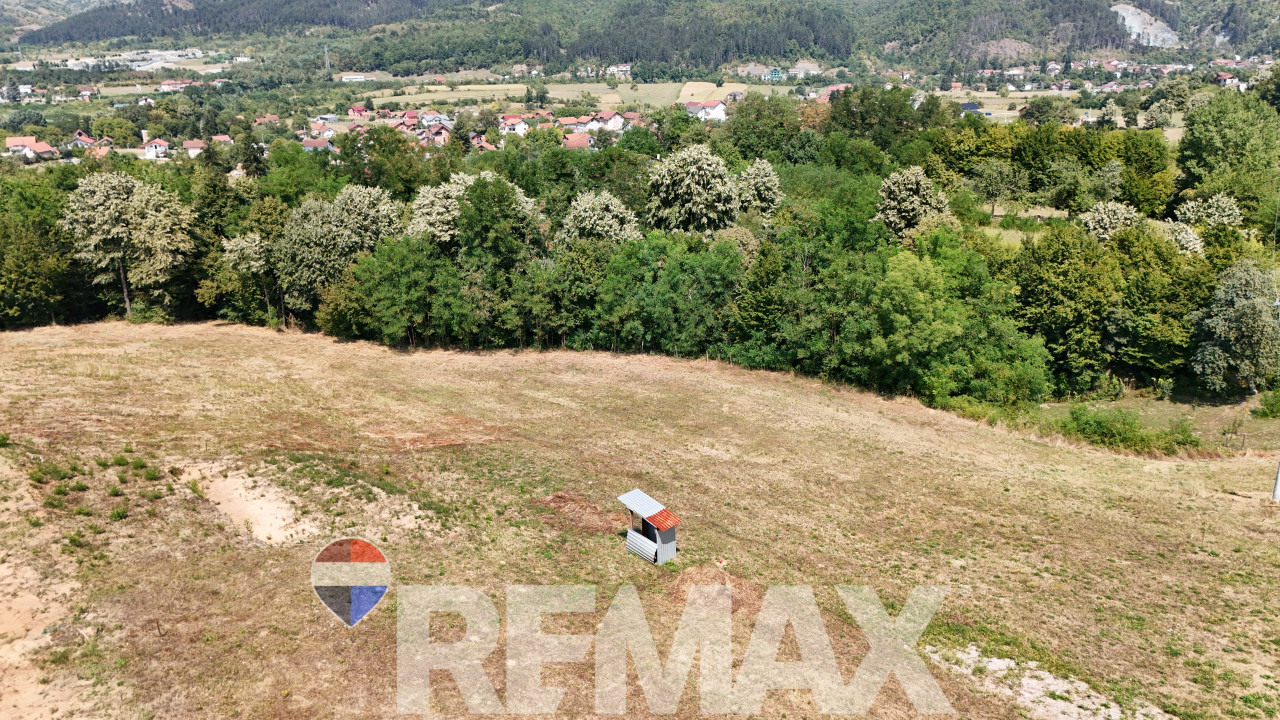 Placevi 1.418 i 1.430 m2 | Debeljaci | 8.5 km od centra 9