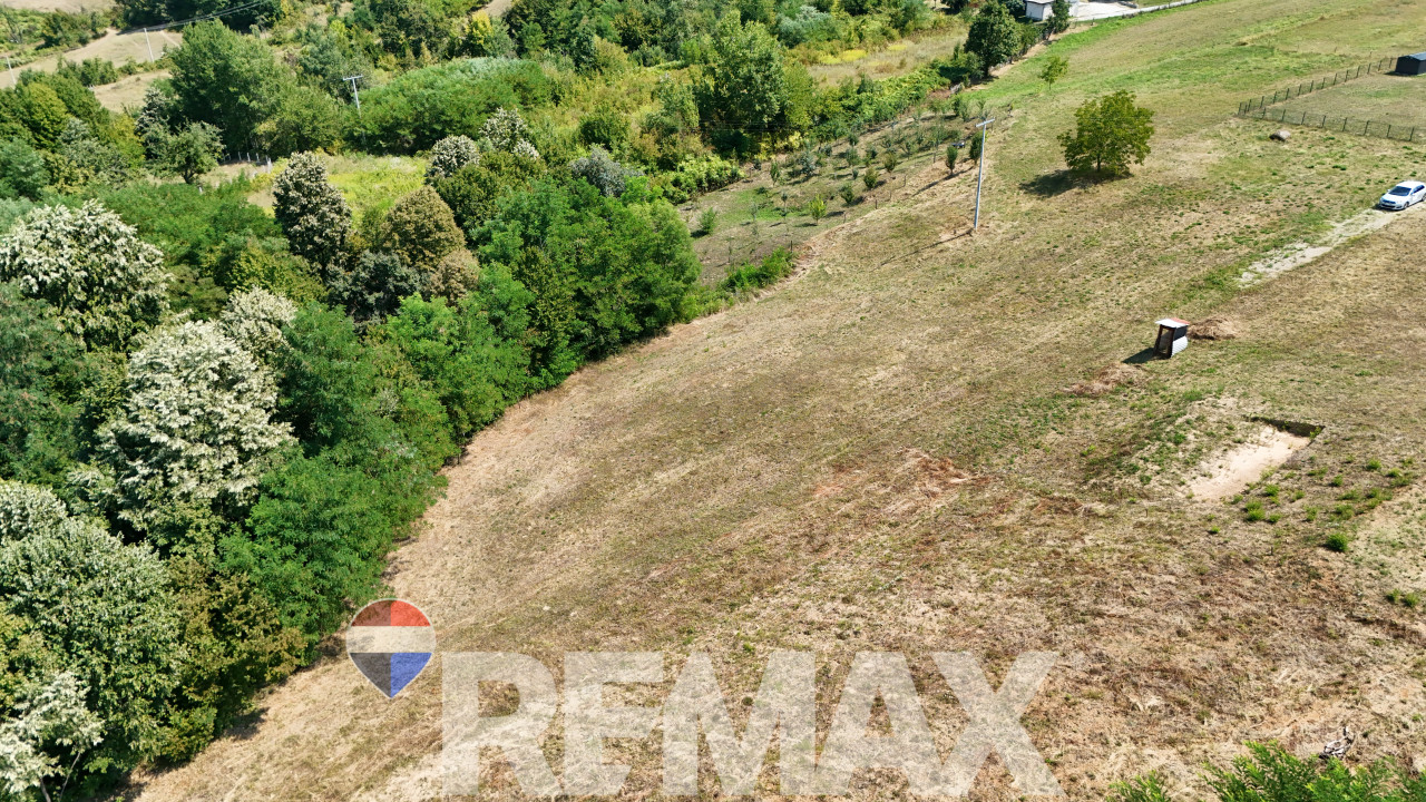 Placevi 1.418 i 1.430 m2 | Debeljaci | 8.5 km od centra 12