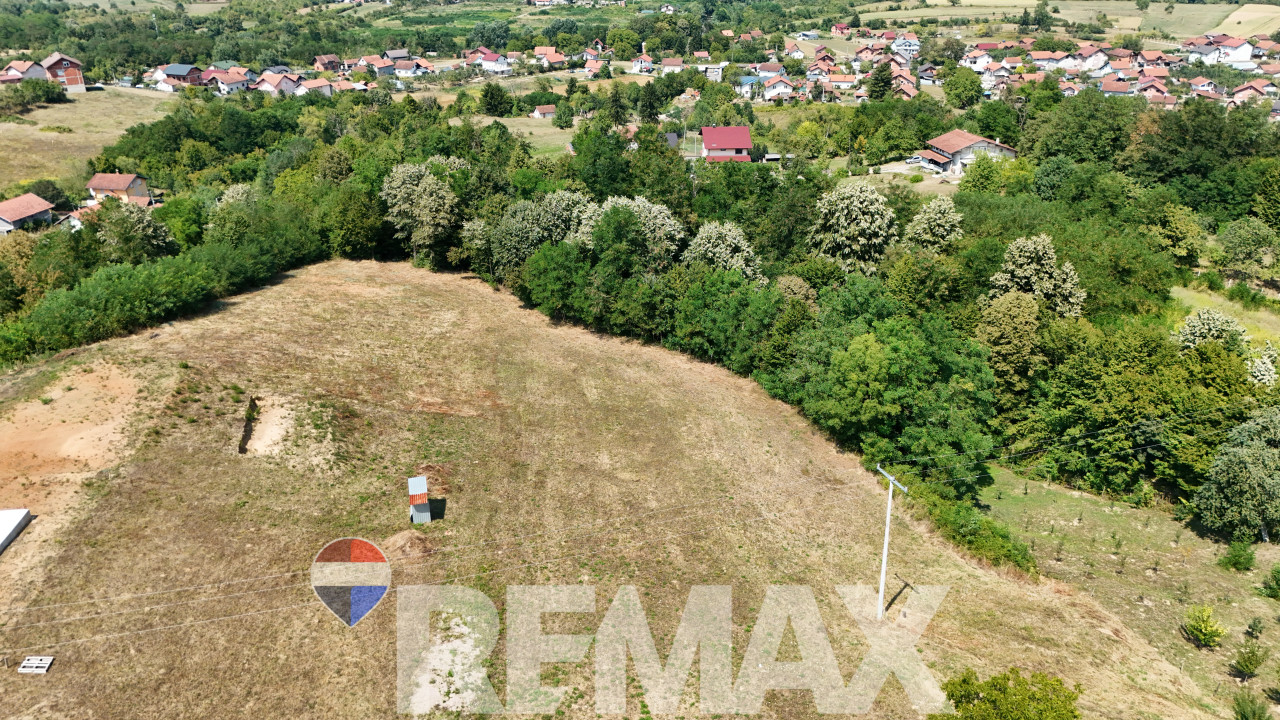 Placevi 1.418 i 1.430 m2 | Debeljaci | 8.5 km od centra 17