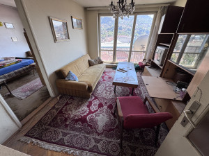trosoban Stan Sarajevo - Stari Grad/Logavina/Sprat III/64m2/Plin