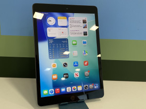 Apple iPad 8th Generacija 128GB