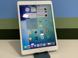 Apple iPad 8th Generqcija 128GB