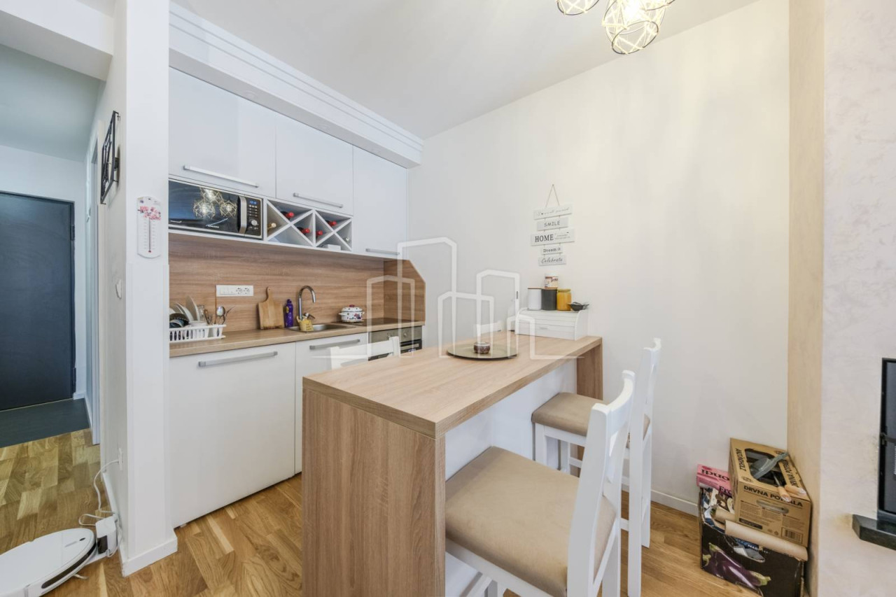 Prodaja trosoban apartman sa garažnim mjestom Bjelašnica 8