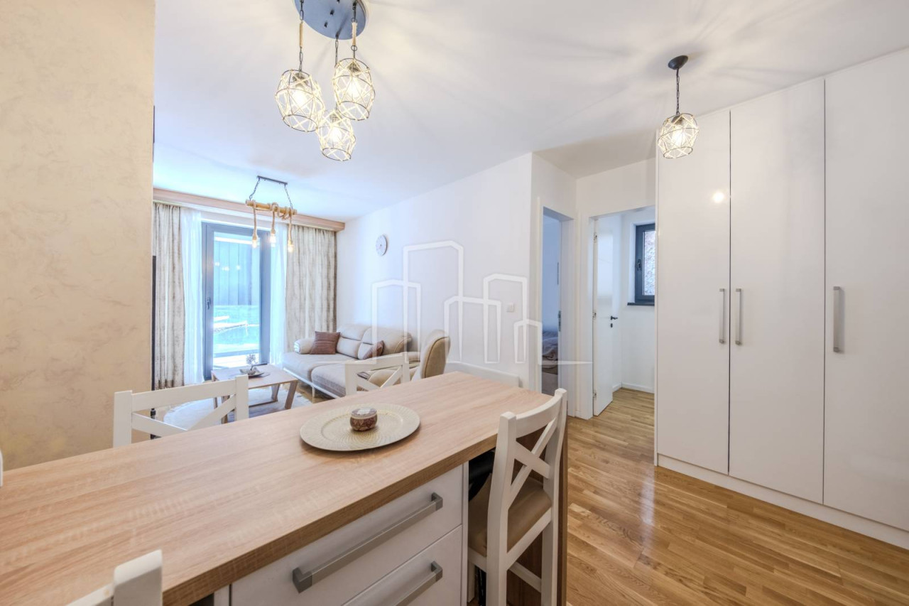 Prodaja trosoban apartman sa garažnim mjestom Bjelašnica 9
