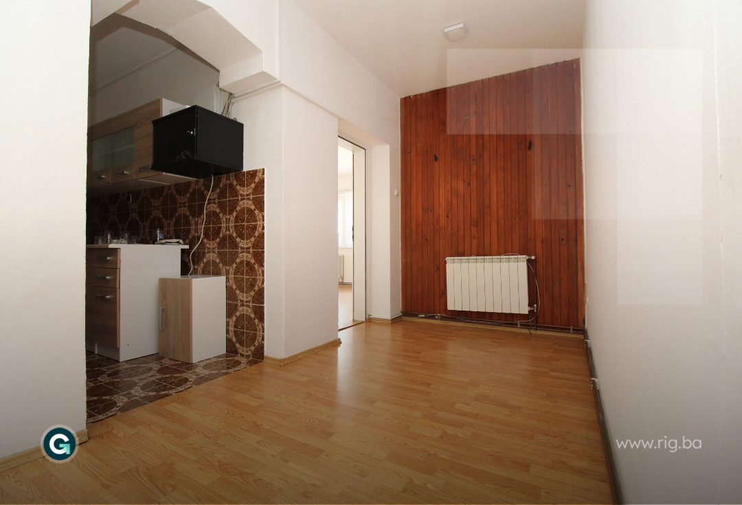 POSLOVNI PROSTOR / CENTAR / NAJAM 6