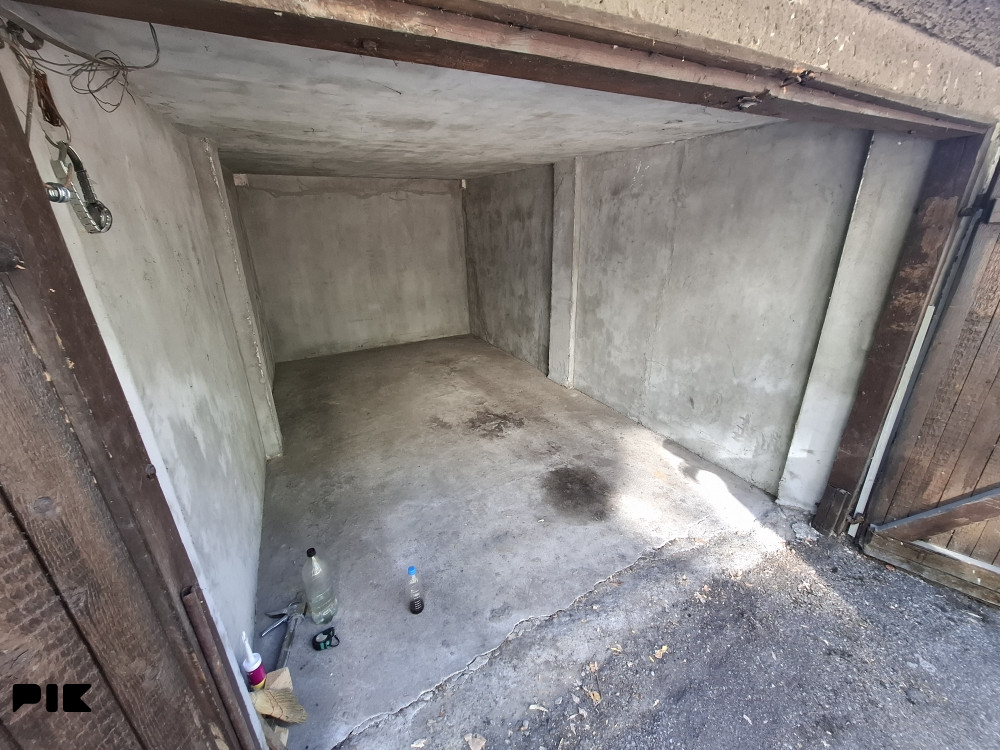 IZDAJEM GARAZA BANJA LUKA CAIRE CENTAR 15M2 GARAZA - Prikaz 2