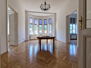 Ekskluzivan stan - Obala Kulina bana, 130m2