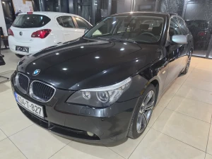 BMW Series 5 2004 BMW 520i , 2004 GODINA, REGISTROVAN, NAVIGACIJA
