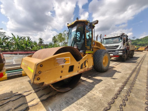 Valjak CAT CS10 GC 2023