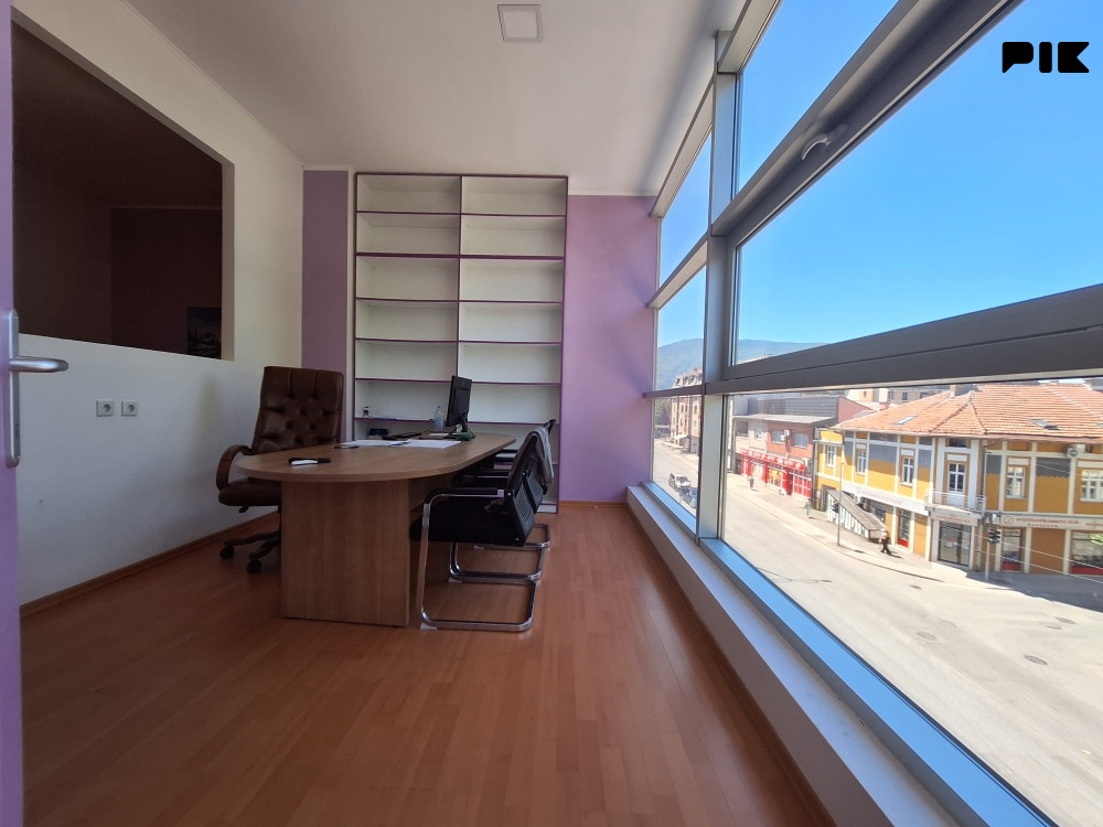 Poslovni prostor Mala aleja Ilidža 7