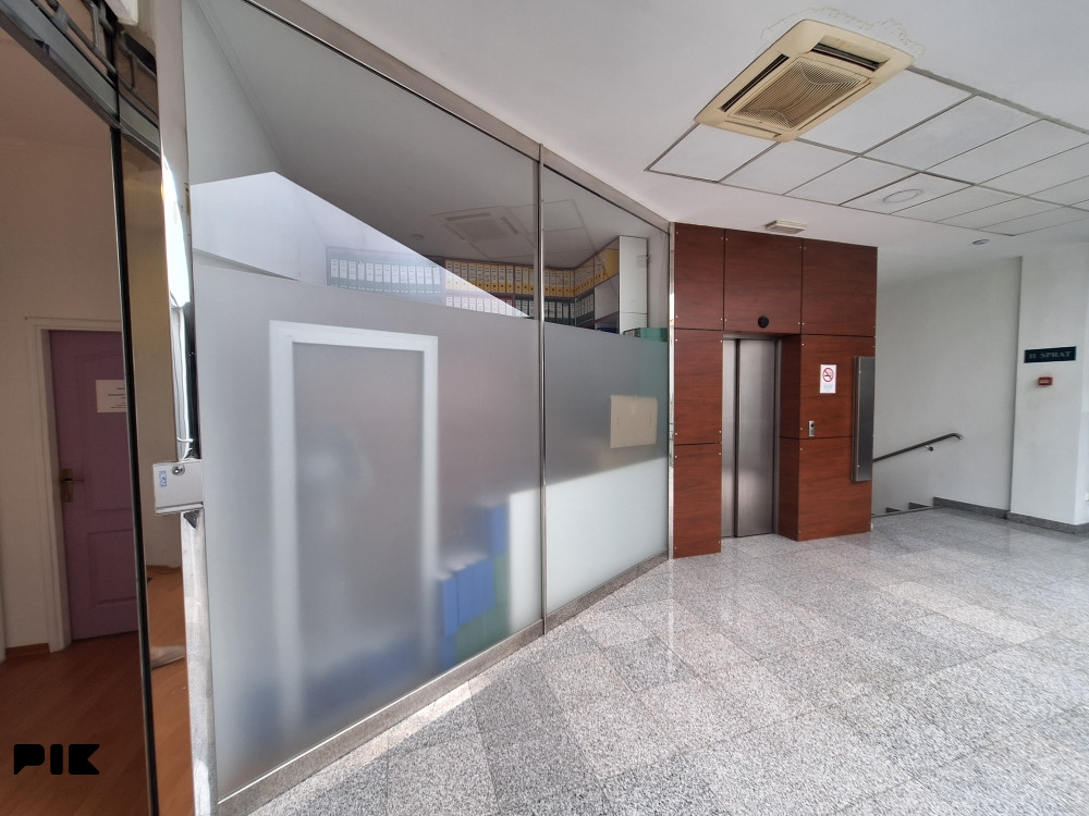 Poslovni prostor Mala aleja Ilidža 16
