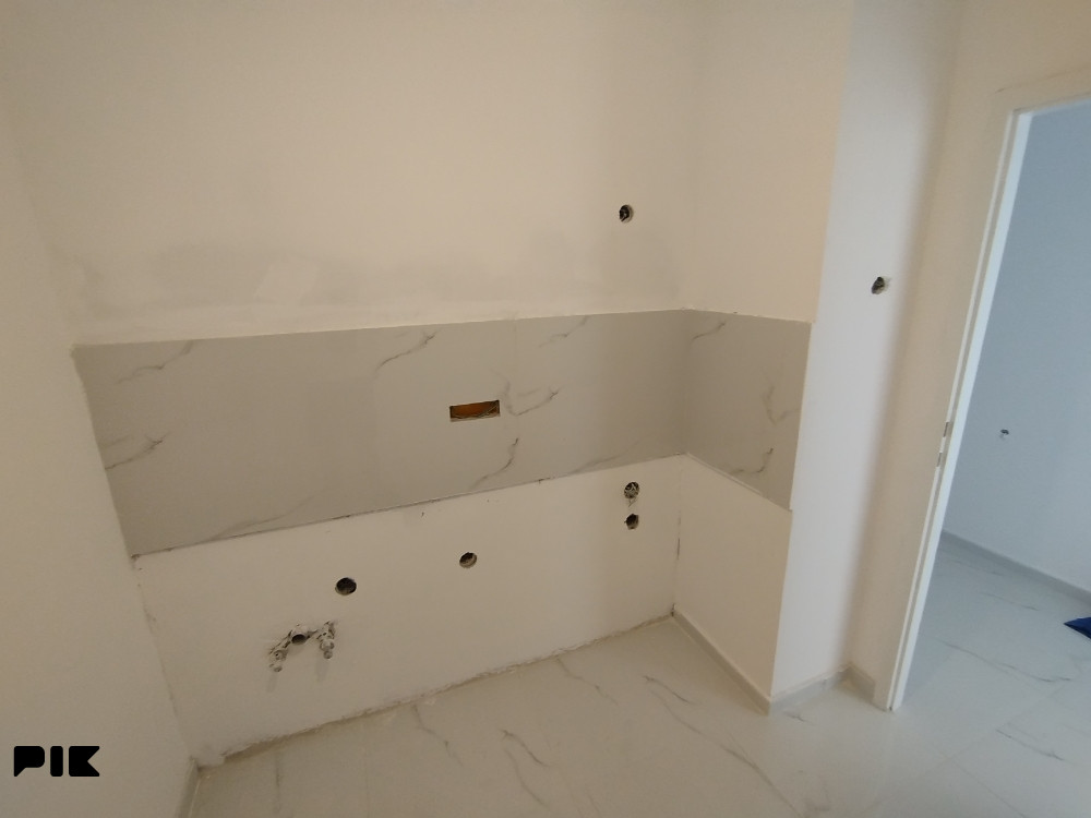 Na prodaju renoviran stan u Banja luci, naselje Borik 066/198-437 9