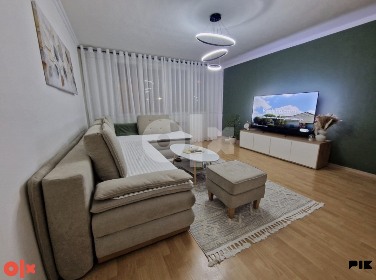 Dvosoban stan 54m2, Gradacacka, Cengic Vila