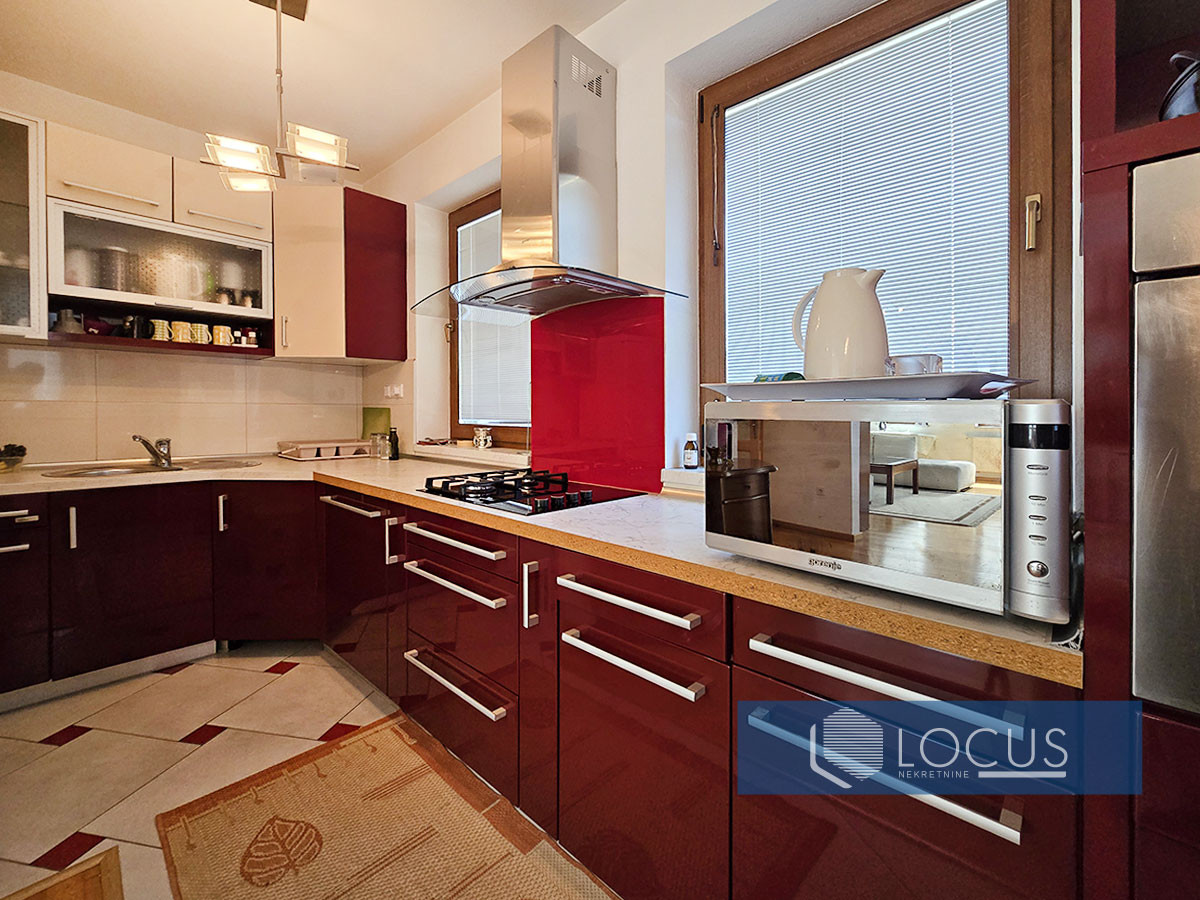 LOCUS: Moderna kuća na parc. 1.806m2, Blagovac, Vogošća 7