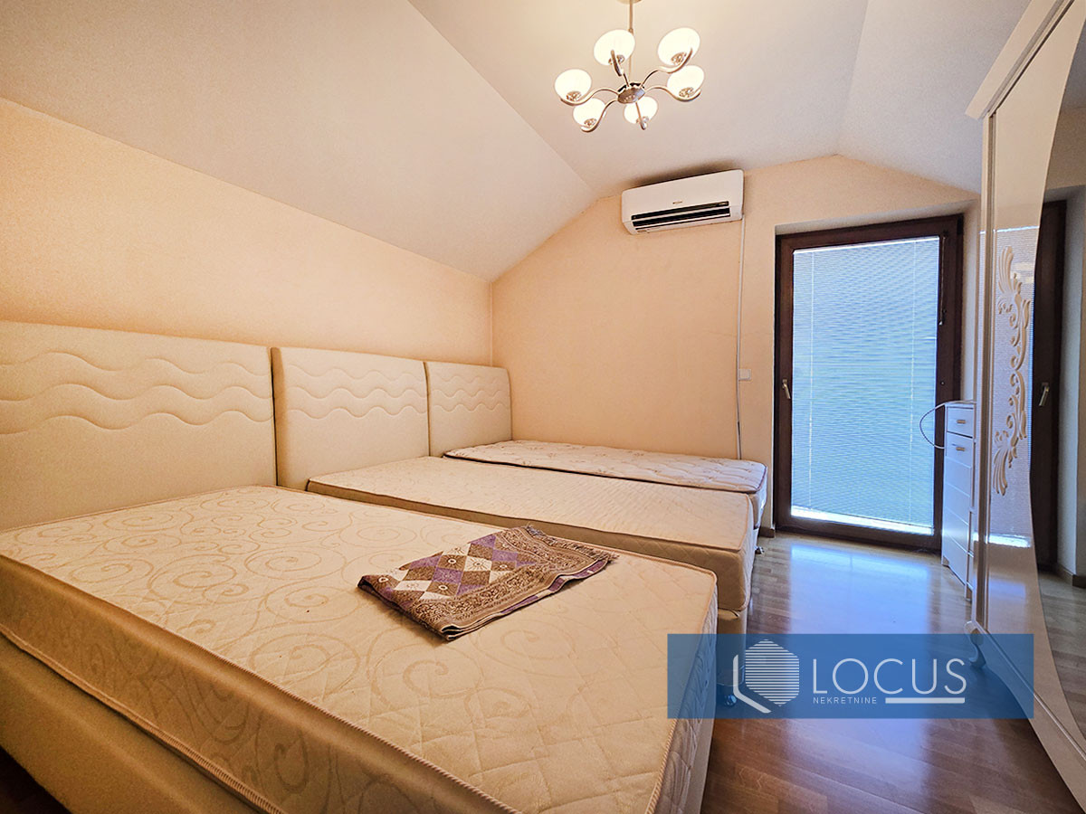 LOCUS: Moderna kuća na parc. 1.806m2, Blagovac, Vogošća 9
