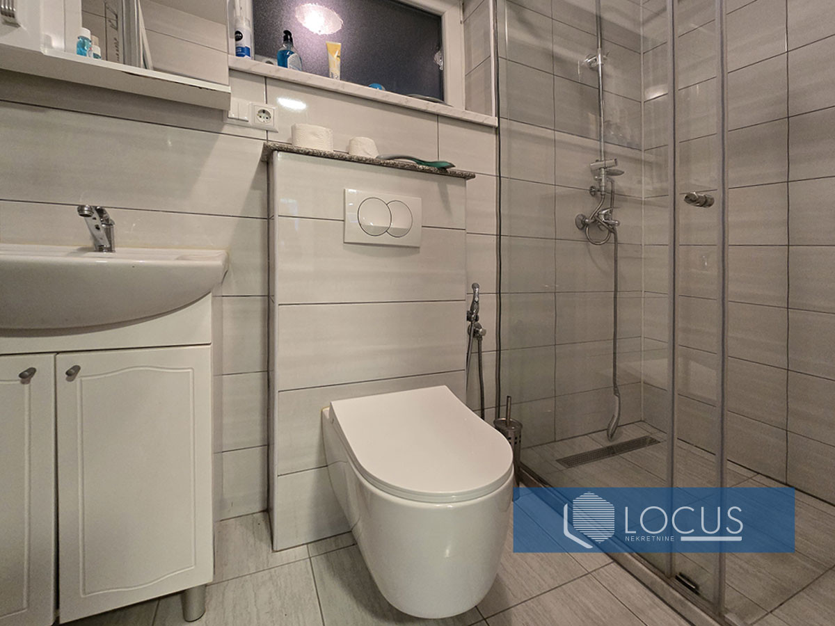 LOCUS: Moderna kuća na parc. 1.806m2, Blagovac, Vogošća 11