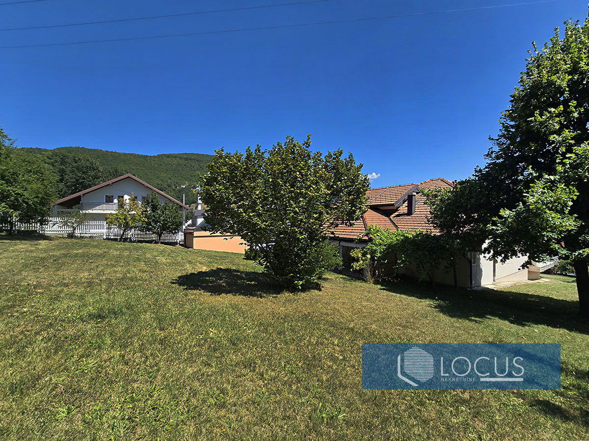 LOCUS: Moderna kuća na parc. 1.806m2, Blagovac, Vogošća 16