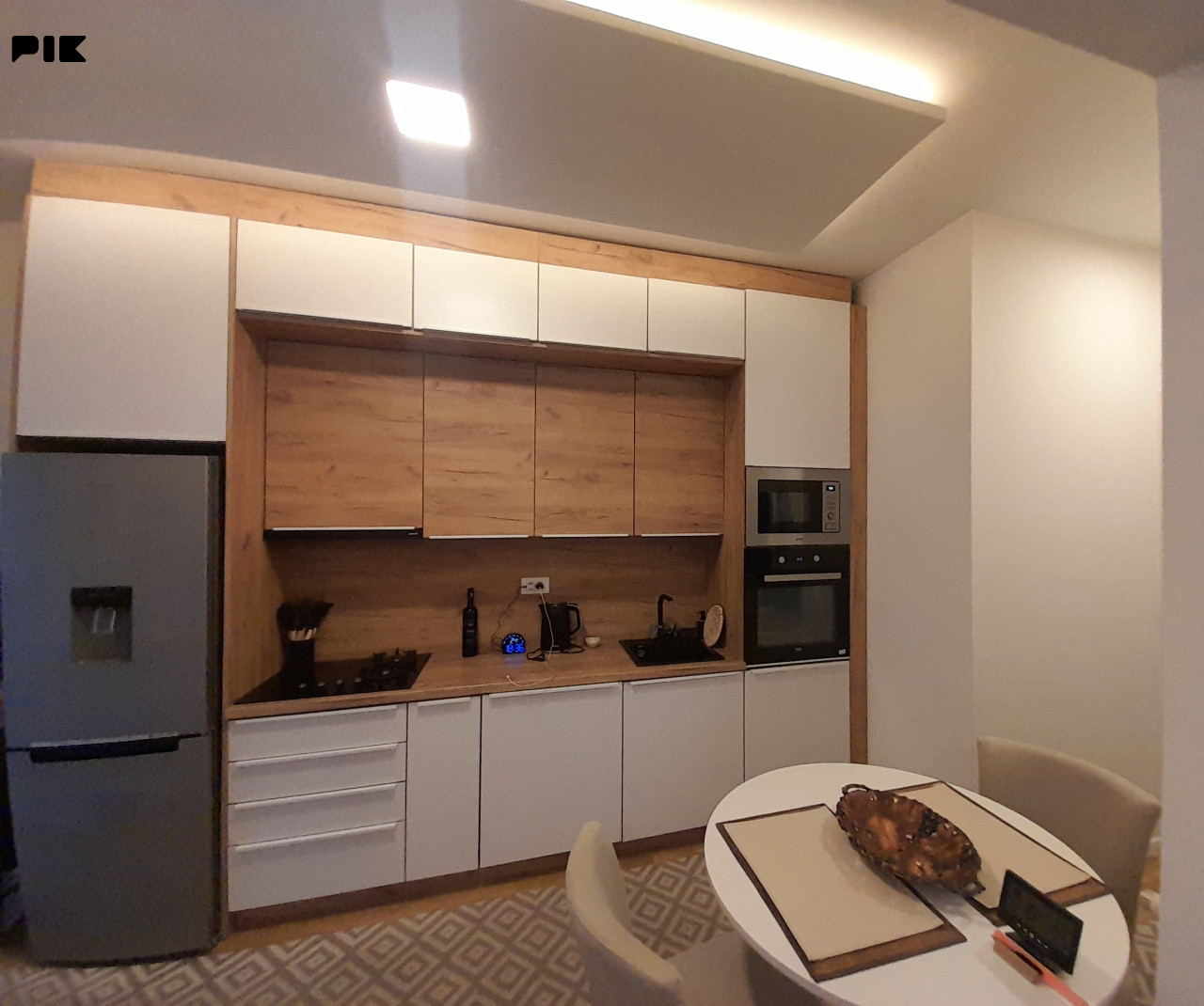 Stan Sarajevo - Bašcarsija 81m2+31m2podruma+ 130m2  bašte 3