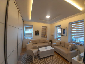 Stan Sarajevo - Bašcarsija 81m2+31m2podruma+ 130m2  bašte photo 2