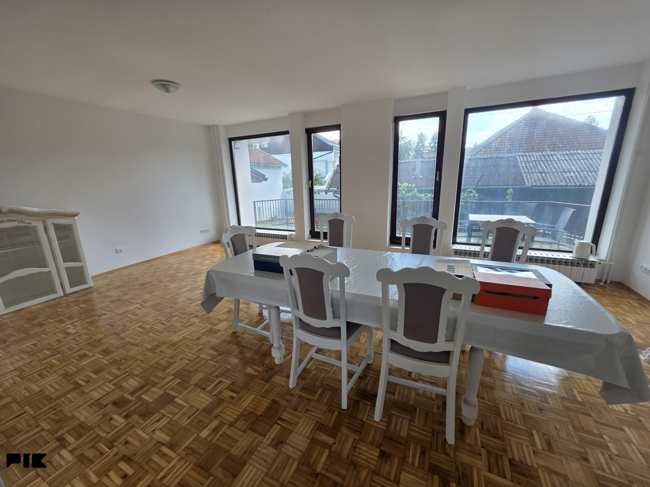 Stambeno-poslovni objekat 310m2 i placa 416m2 - Obilićevo/Mejdan 14