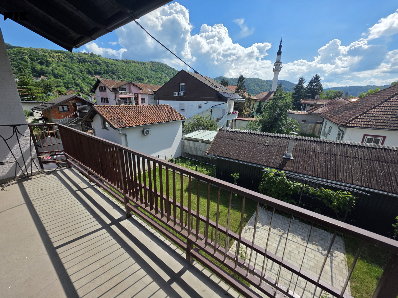 Stambeno-poslovni objekat 310m2 i placa 416m2 - Obilićevo/Mejdan 23