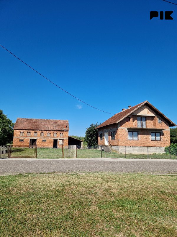 Zemljište Gradačac 8000m2 2