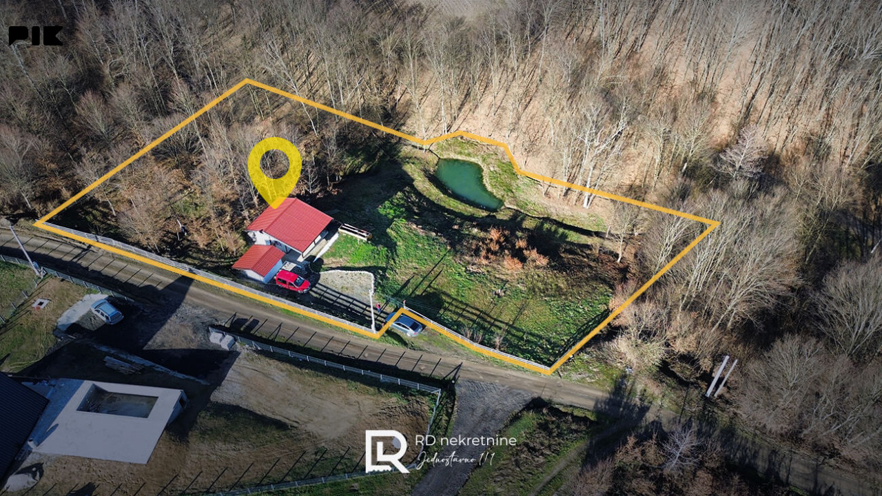 Na prodaju montažna vikendica 30m2, na placu 3458m2, Malo Blaško 4