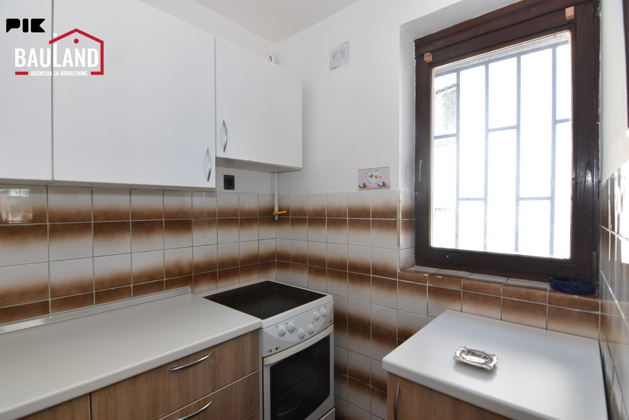Četverosoban, dvoetažni stan, 100m2 / Čobanija, Centar 4