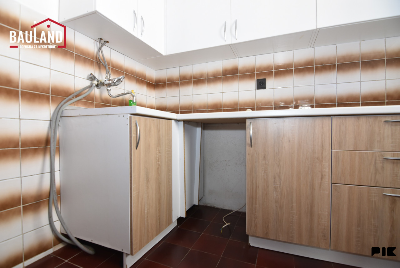 Četverosoban, dvoetažni stan, 100m2 / Čobanija, Centar 6