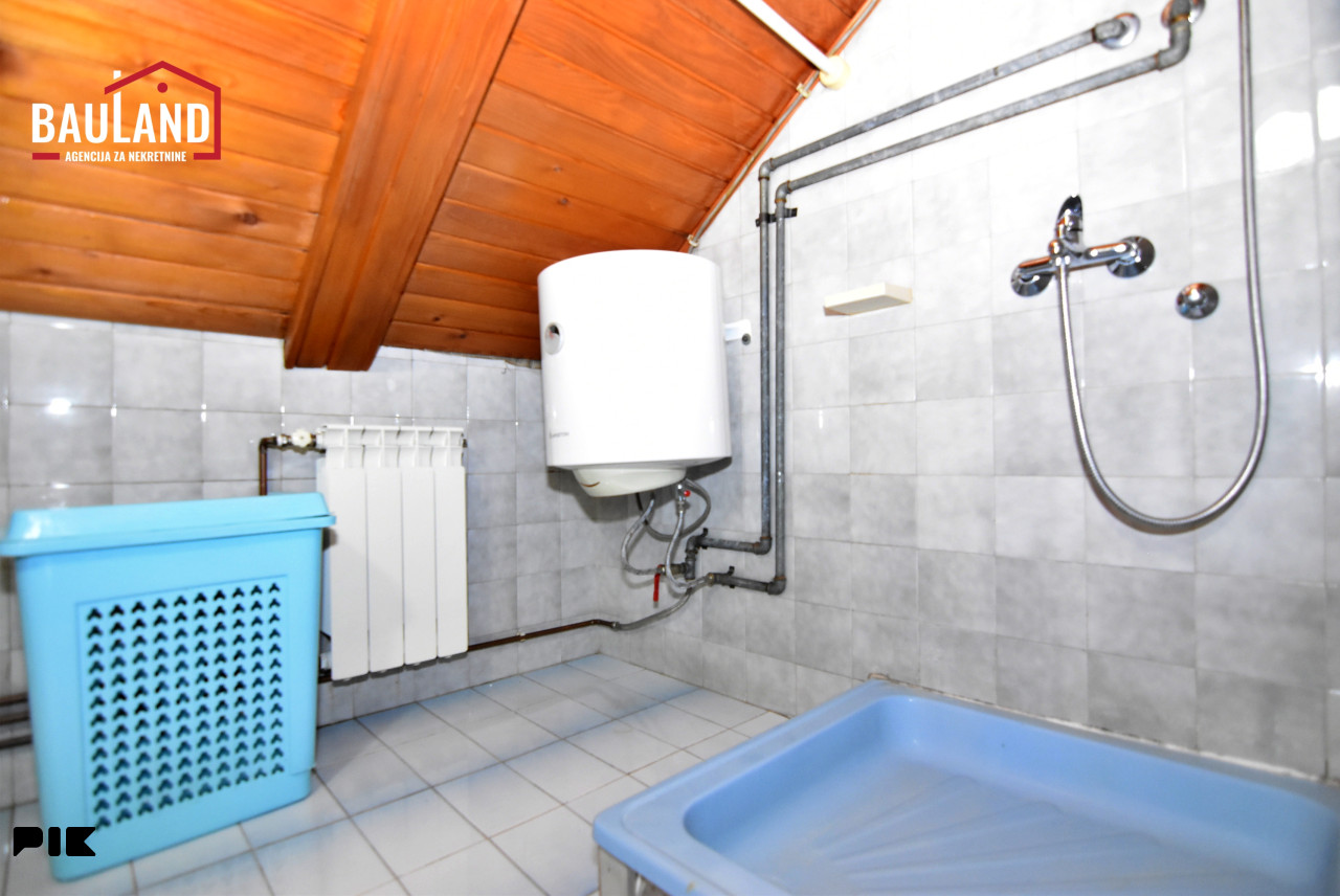 Četverosoban, dvoetažni stan, 100m2 / Čobanija, Centar 18