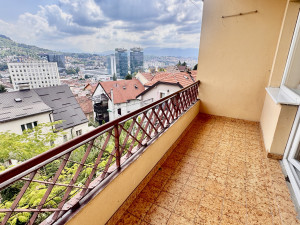 Trosoban stan + garsonjera Odobašina/Crni vrh photo 4