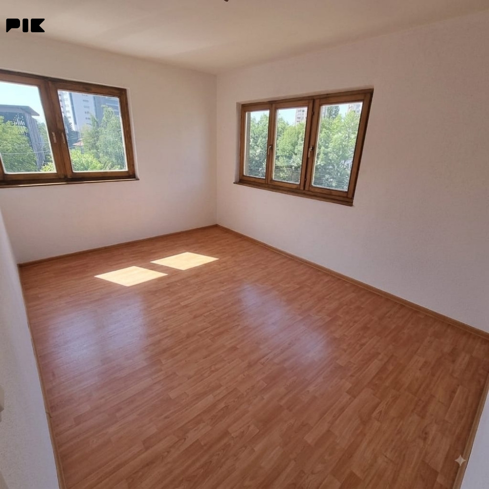 CAPITAL/ Stan Hrasno/ 40m2/ Olovska/ 1.sprat photo 4