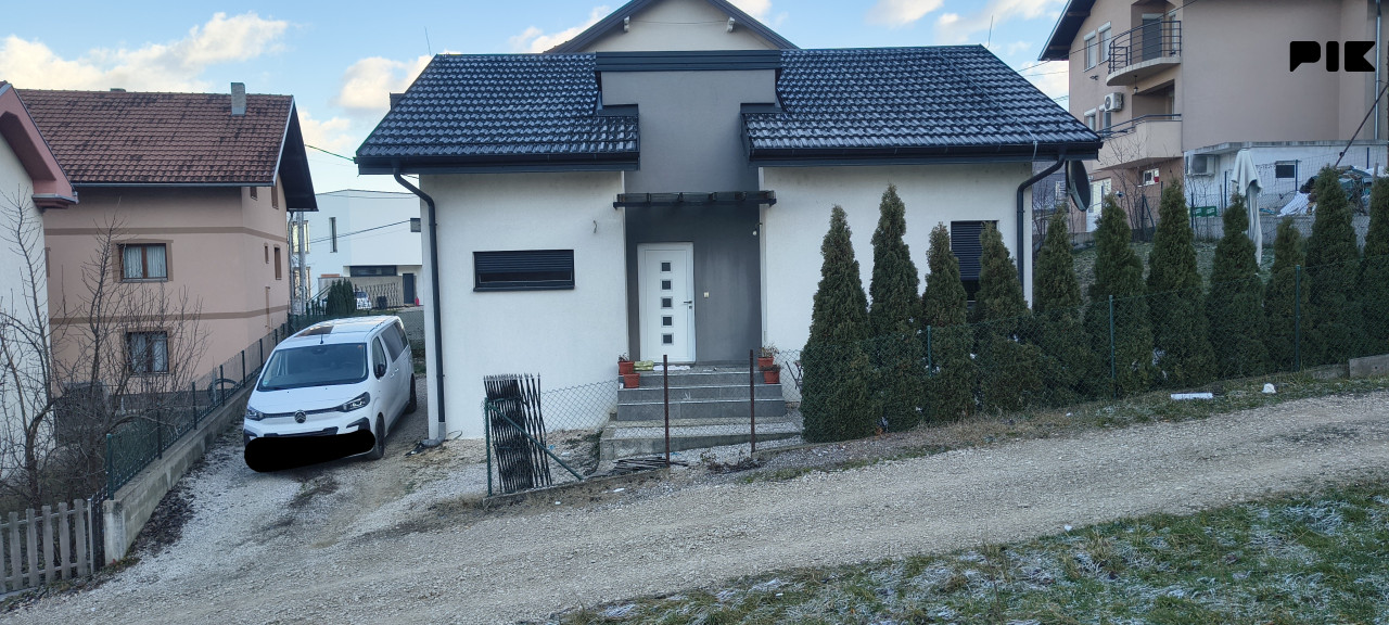 Maja, 70 m², krunt 320 m²
