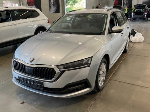 ŠKODA Octavia 2.0 TDi "STYLE" LED Virtual Velika Navi Karavan 23G