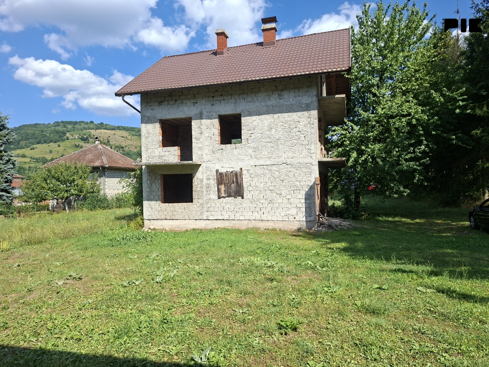 Kuća Trnovo 8