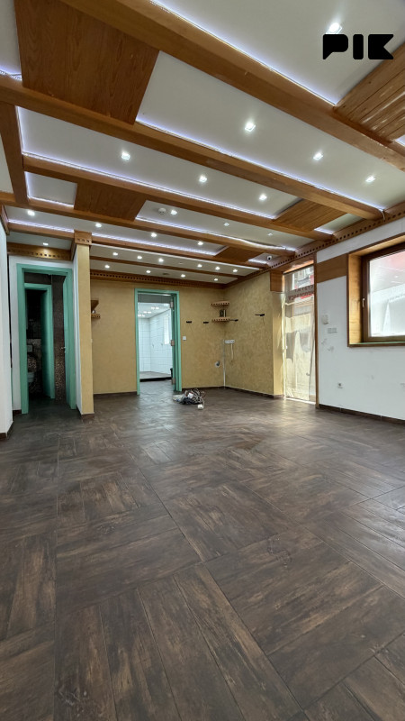Poslovni prostor/Bascarsija/Stari grad/53m2 5