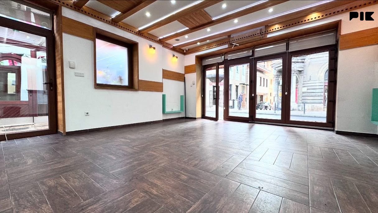 Poslovni prostor/Bascarsija/Stari grad/53m2 7