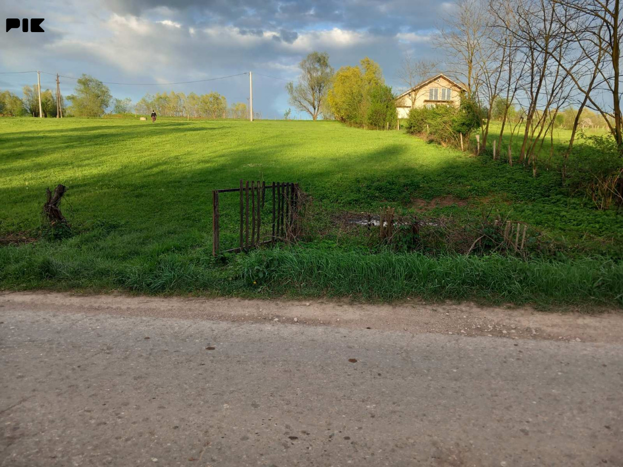 Zemljište Lukavac 1800m2 2