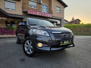 TOYOTA RAV 4 4X4 2.2 D-4D 110KW 12/2011 GOD, TOP