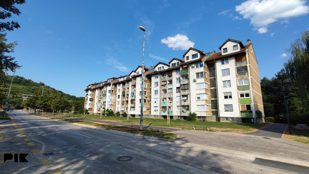 Dobrinja( Gandijeva) - Novi Grad jednosoban stan37m2(41m2) photo 2