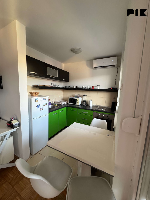 Stan 37m2 Banja Luka - Bulevar Centar - balkon i parking 10