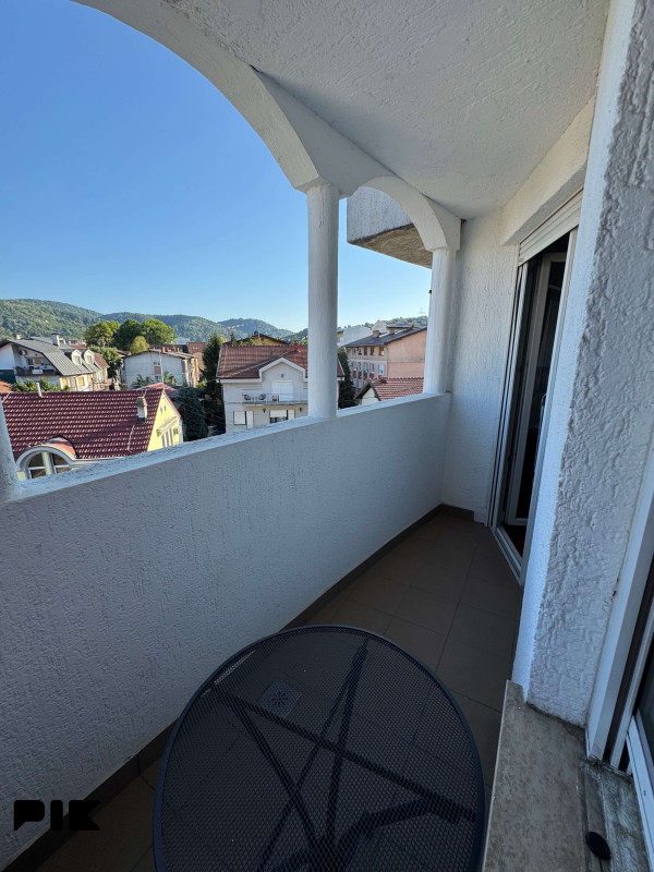 Stan 37m2 Banja Luka - Bulevar Centar - balkon i parking 14
