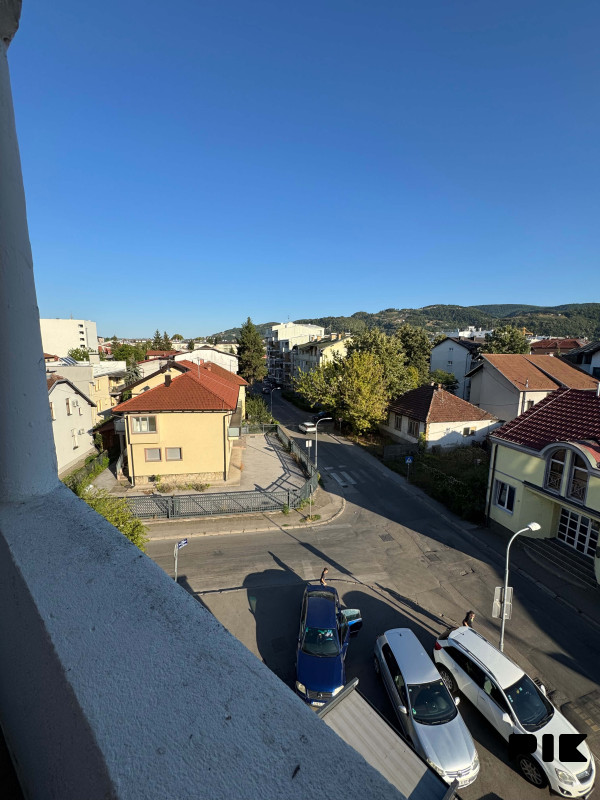 Stan 37m2 Banja Luka - Bulevar Centar - balkon i parking 15