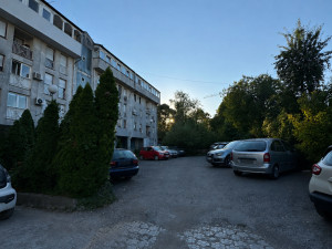 Stan 37m2 Banja Luka - Bulevar Centar - balkon i parking photo 2