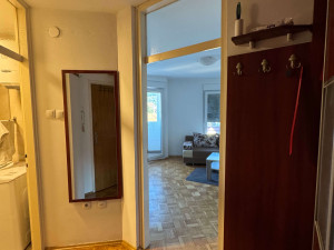 Stan 37m2 Banja Luka - Bulevar Centar - balkon i parking photo 4