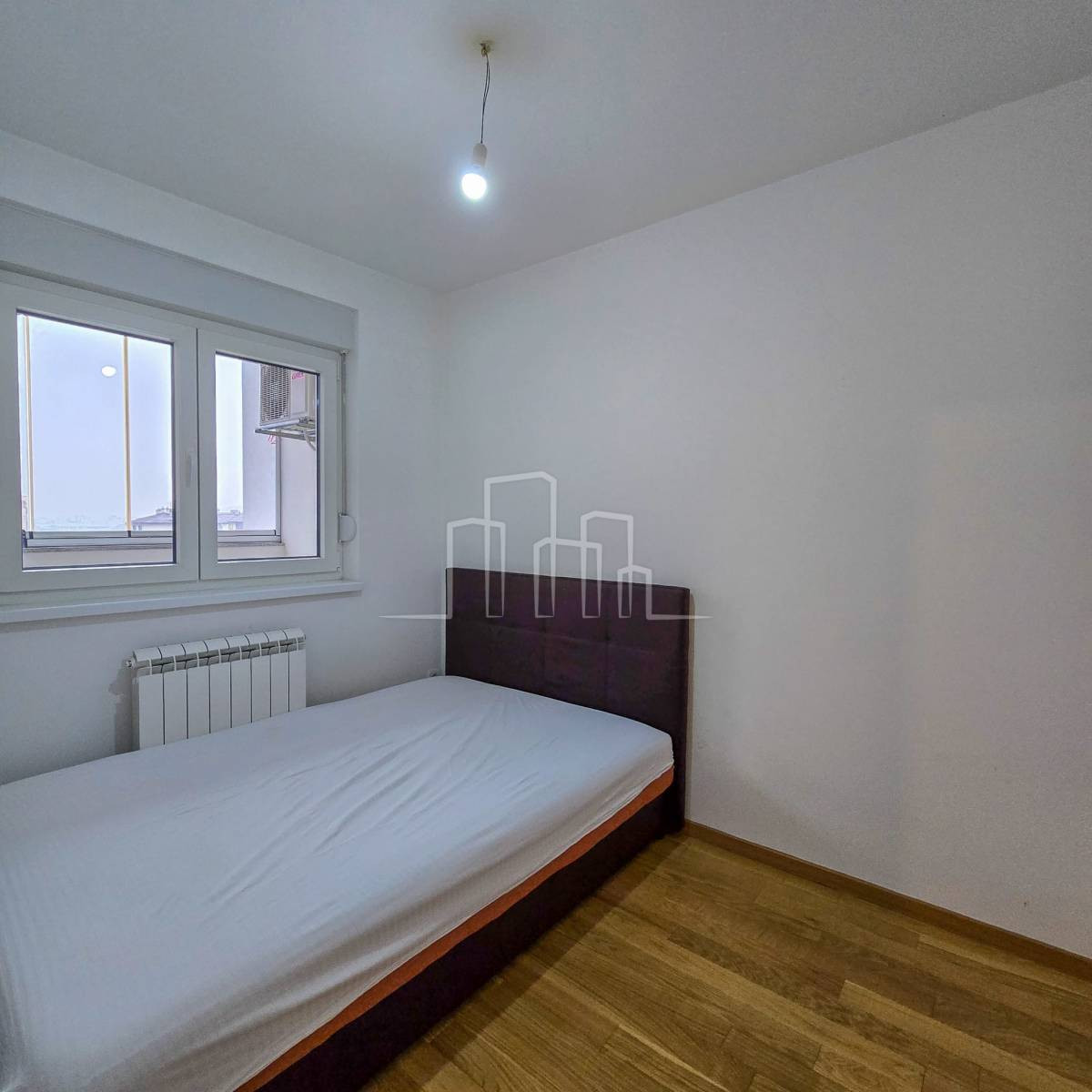 Stan Istočno Sarajevo Stan 40m2  Najam Spasovdanska 8