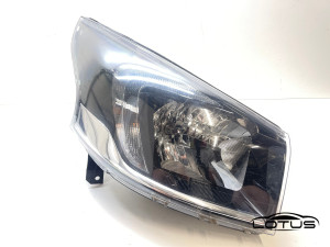 Desni far Renault TRAFIC OPEL VIVARO 2015-2019