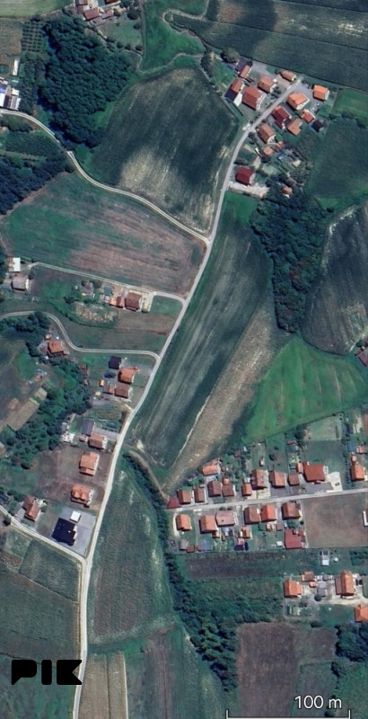 Plac zemlja Velika Bukovica
