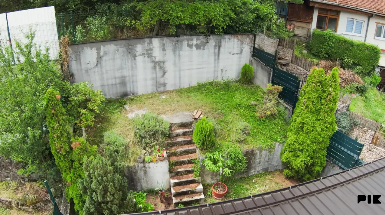 PROPERTIZE | PRODAJA | Moderno namještena kuća na Alifakovcu 25